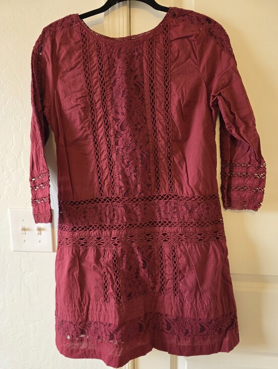 Abercrombie & Fitch Dresses & Skirts - Abercrombie & Fitch Lace-Trim Burgundy Mini Dress Size Medium